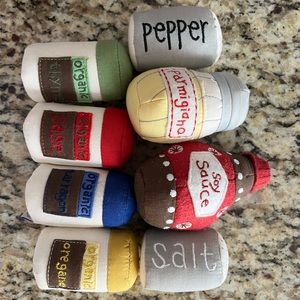 Super cute pottery Barn Kids spice set. For your play kitchen!!